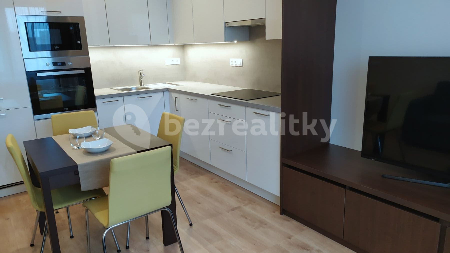 1 bedroom with open-plan kitchen flat to rent, 51 m², Mukařovského, Prague, Prague 1 bedroom with open-plan kitchen flat to rent, 51 m², Mukařovského, Prague, Prague