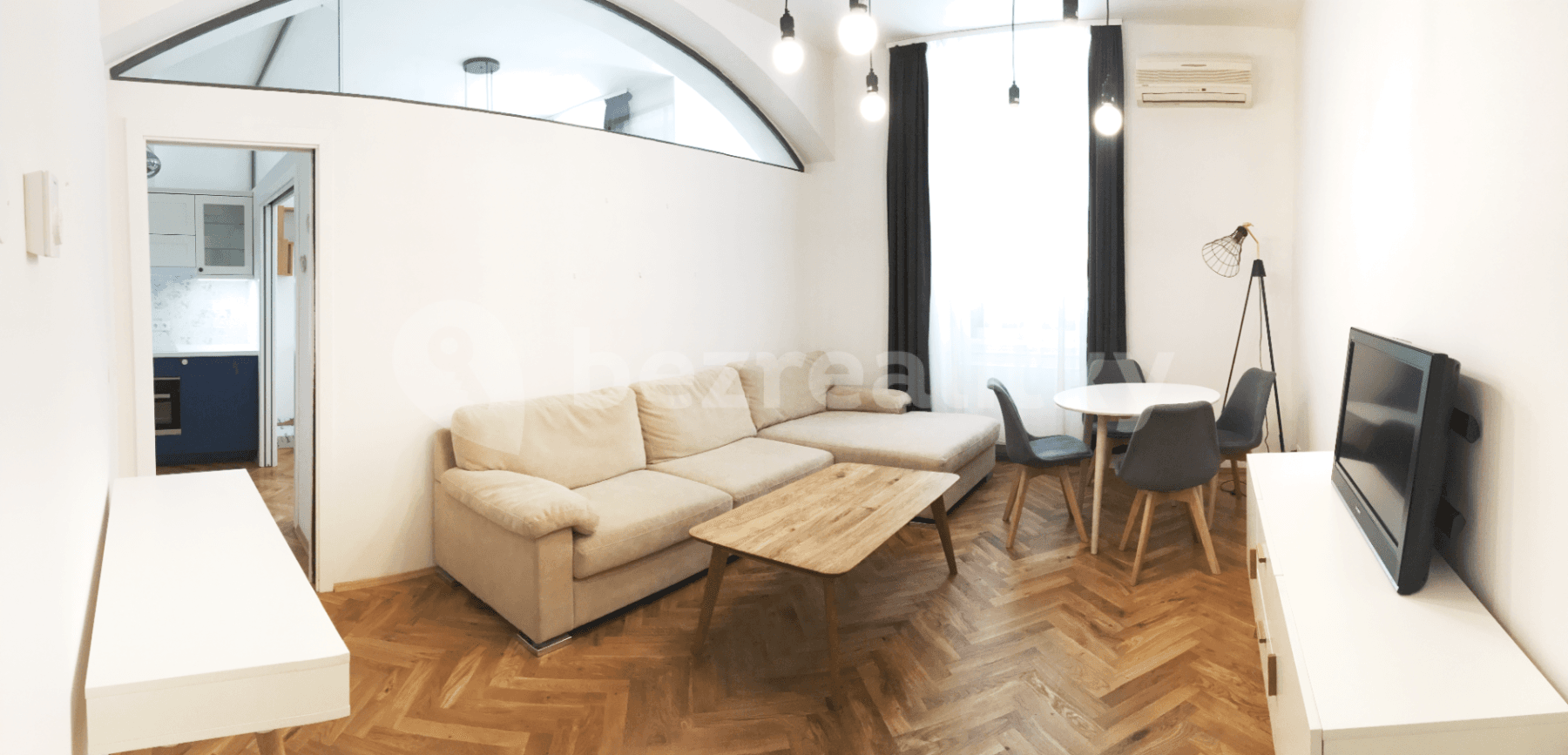 2 bedroom flat to rent, 47 m², Rašínovo nábřeží, Prague, Prague 2 bedroom flat to rent, 47 m², Rašínovo nábřeží, Prague, Prague