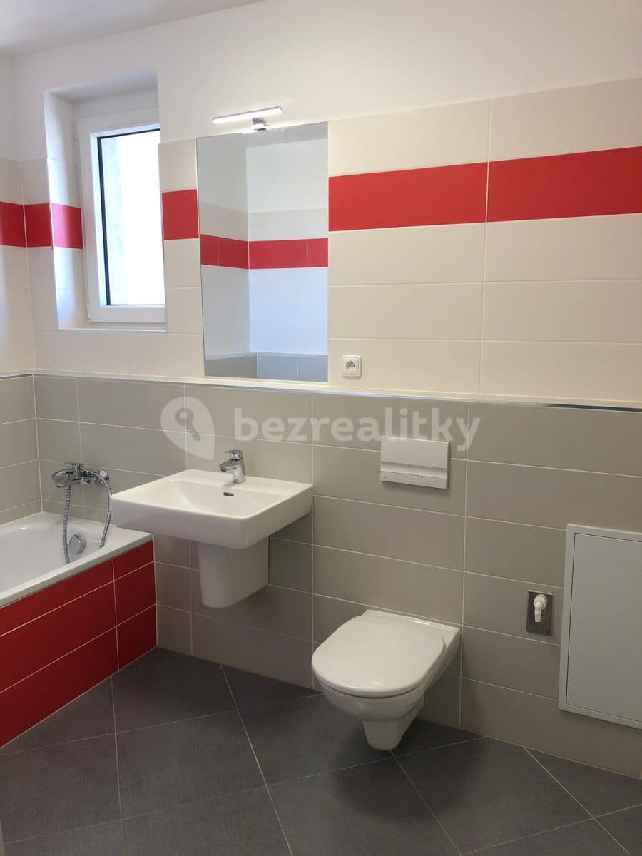 1 bedroom with open-plan kitchen flat to rent, 54 m², Medunova, Prague, Prague 1 bedroom with open-plan kitchen flat to rent, 54 m², Medunova, Prague, Prague