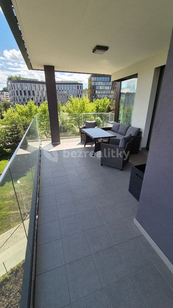 2 bedroom with open-plan kitchen flat to rent, 87 m², K Červenému vrchu, Prague, Prague 2 bedroom with open-plan kitchen flat to rent, 87 m², K Červenému vrchu, Prague, Prague
