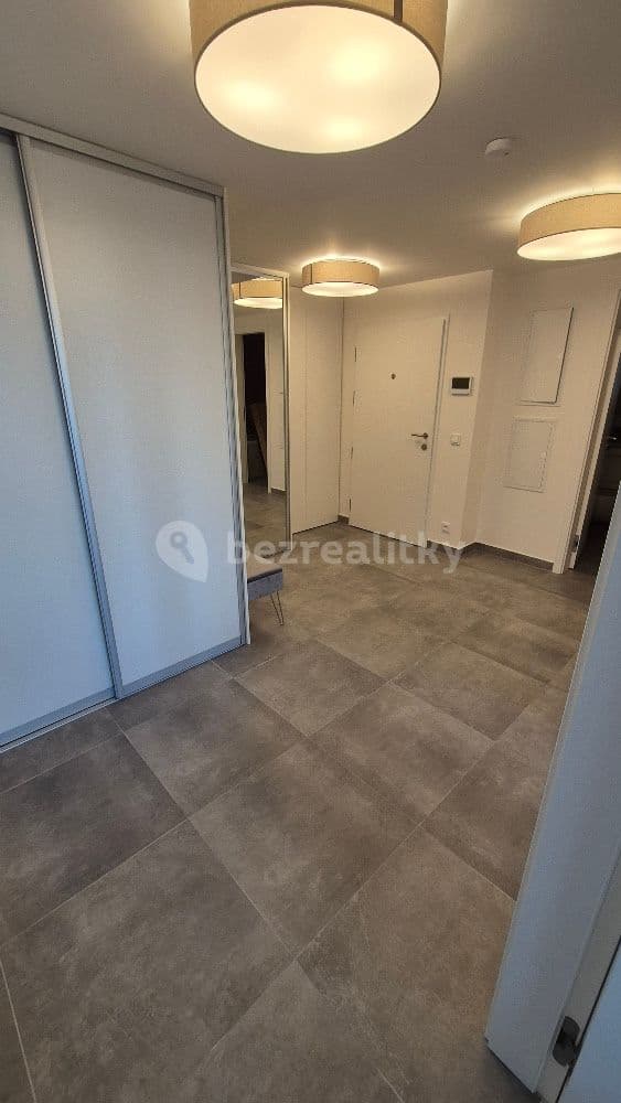 2 bedroom with open-plan kitchen flat to rent, 87 m², K Červenému vrchu, Prague, Prague 2 bedroom with open-plan kitchen flat to rent, 87 m², K Červenému vrchu, Prague, Prague