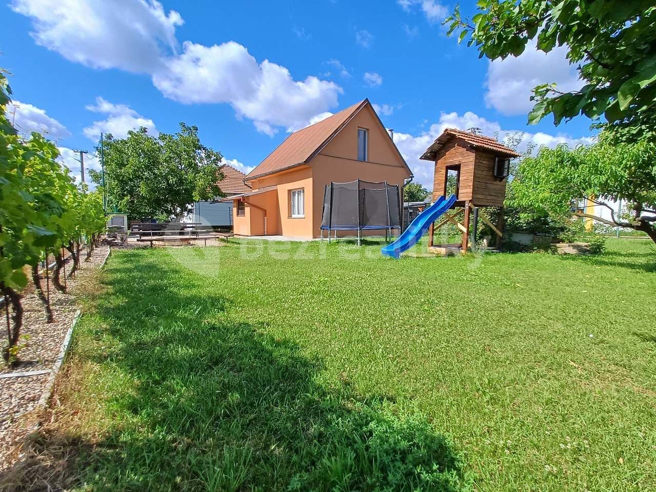 recreational property to rent, 0 m², Přítluky, Jihomoravský Region recreational property to rent, 0 m², Přítluky, Jihomoravský Region