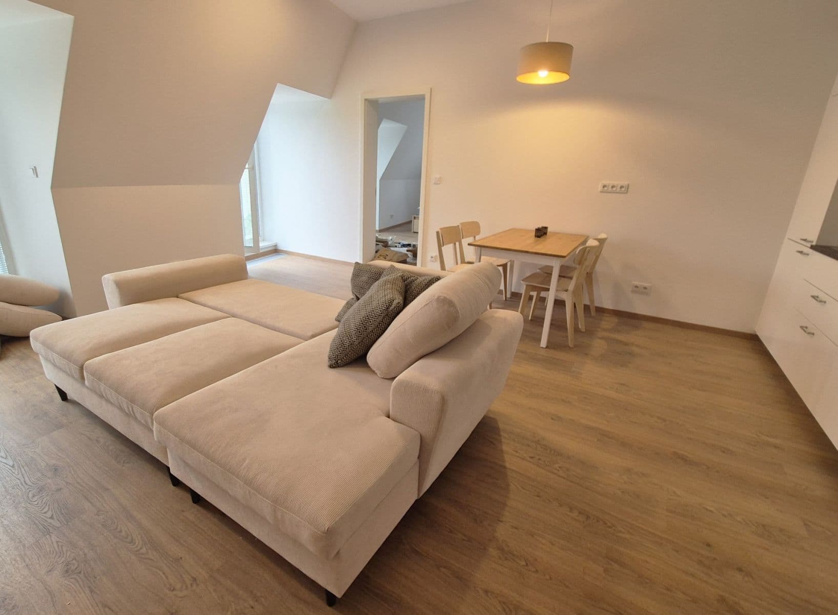 1 bedroom with open-plan kitchen flat to rent, 65 m², Týmlova, Prague, Prague 1 bedroom with open-plan kitchen flat to rent, 65 m², Týmlova, Prague, Prague