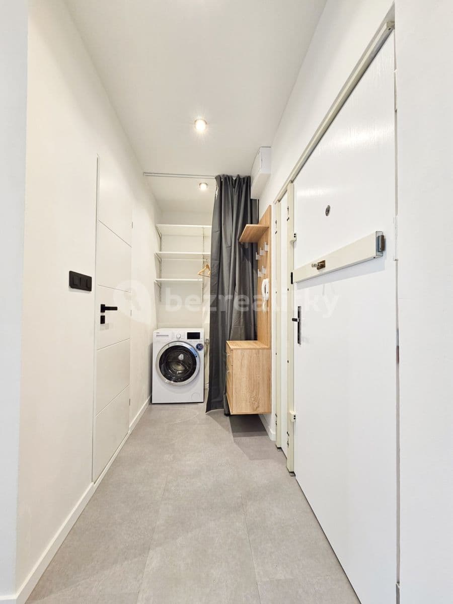 1 bedroom flat to rent, 40 m², Brněnská, Plzeň, Plzeňský Region 1 bedroom flat to rent, 40 m², Brněnská, Plzeň, Plzeňský Region