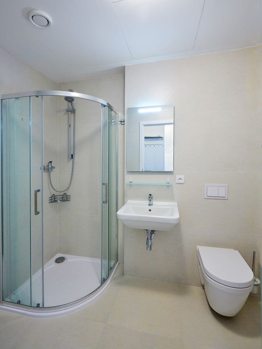 Studio flat to rent, 30 m², Pod Soutratím, Prague, Prague Studio flat to rent, 30 m², Pod Soutratím, Prague, Prague