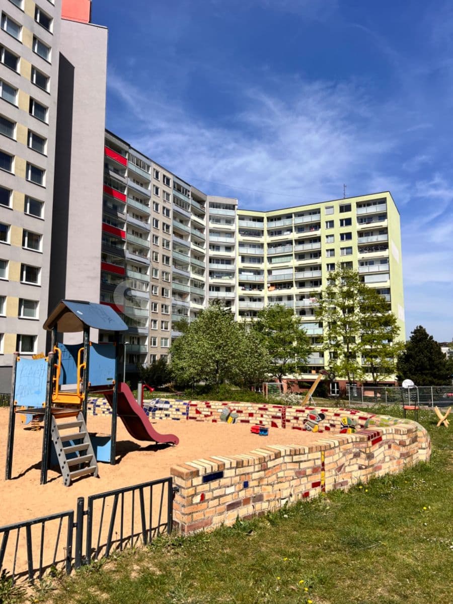 1 bedroom with open-plan kitchen flat to rent, 45 m², Bronzová, Prague, Prague 1 bedroom with open-plan kitchen flat to rent, 45 m², Bronzová, Prague, Prague