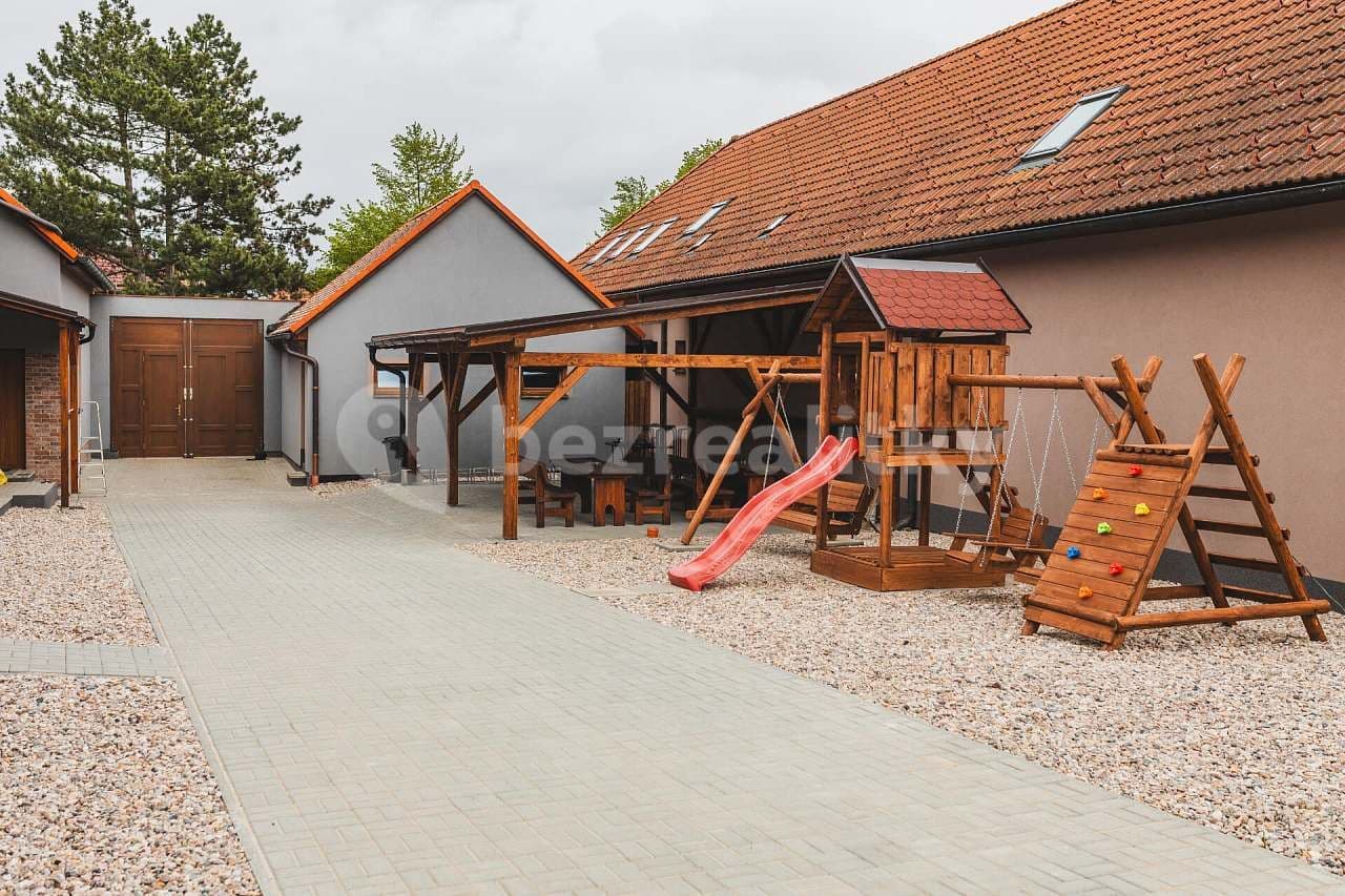 recreational property to rent, 0 m², Lovčovice, Vysočina Region recreational property to rent, 0 m², Lovčovice, Vysočina Region