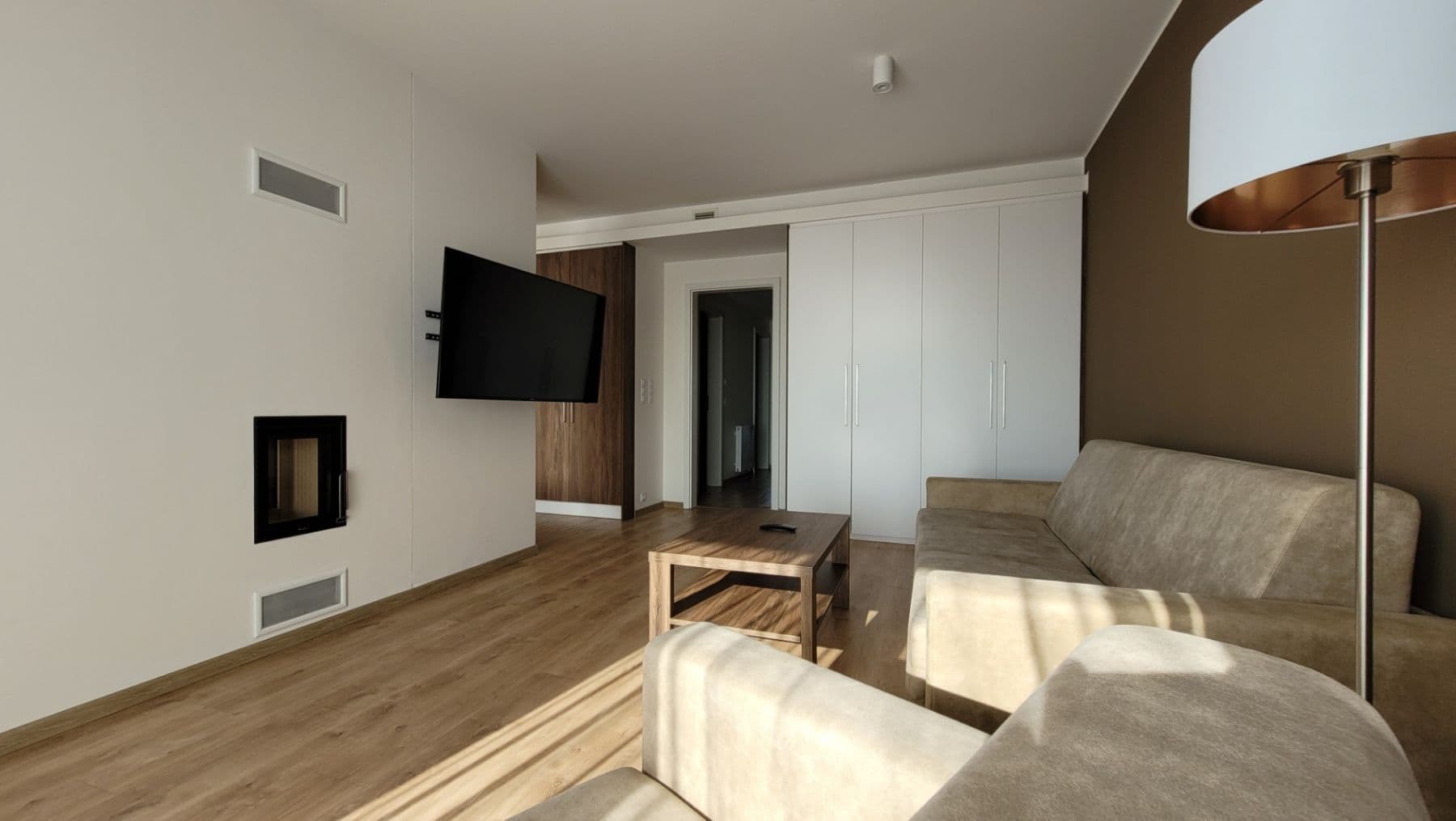 1 bedroom with open-plan kitchen flat to rent, 65 m², Mukařovského, Prague, Prague 1 bedroom with open-plan kitchen flat to rent, 65 m², Mukařovského, Prague, Prague