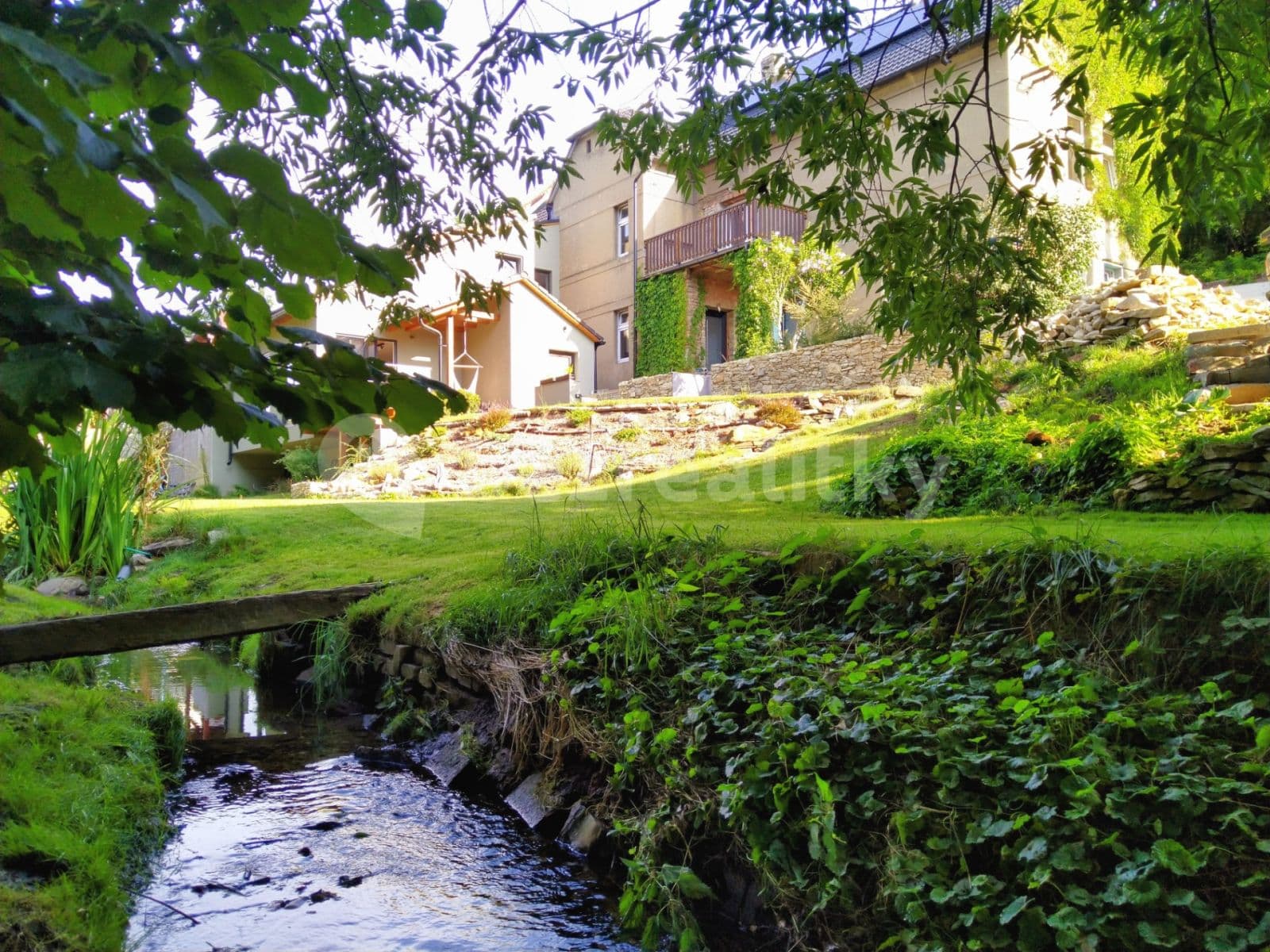 1 bedroom with open-plan kitchen flat to rent, 58 m², Za Mlýnem, Hostivice, Středočeský Region 1 bedroom with open-plan kitchen flat to rent, 58 m², Za Mlýnem, Hostivice, Středočeský Region