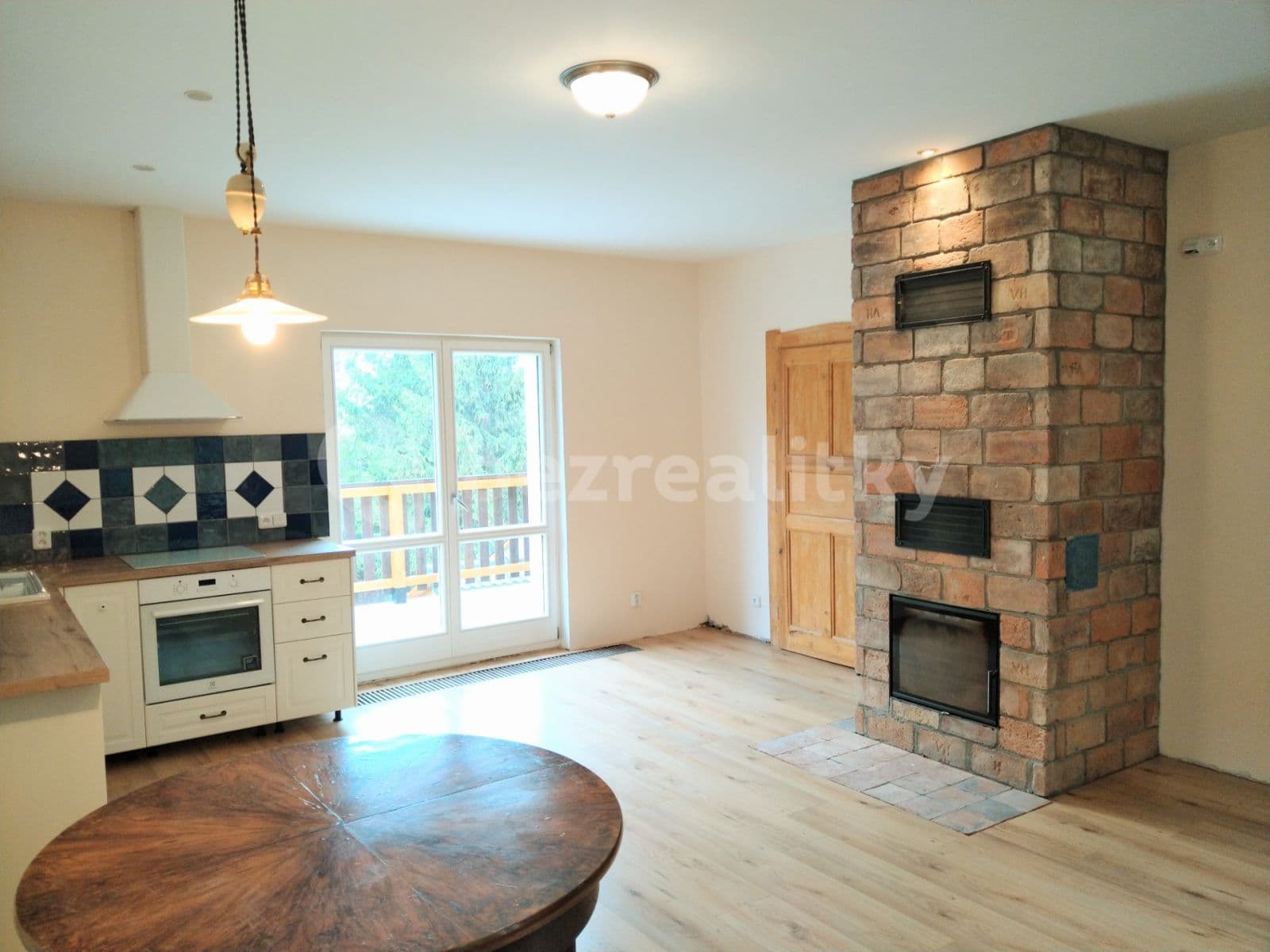 1 bedroom with open-plan kitchen flat to rent, 74 m², Za Mlýnem, Hostivice, Středočeský Region 1 bedroom with open-plan kitchen flat to rent, 74 m², Za Mlýnem, Hostivice, Středočeský Region