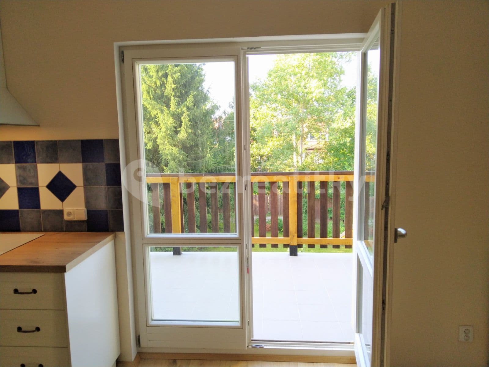 1 bedroom with open-plan kitchen flat to rent, 74 m², Za Mlýnem, Hostivice, Středočeský Region 1 bedroom with open-plan kitchen flat to rent, 74 m², Za Mlýnem, Hostivice, Středočeský Region