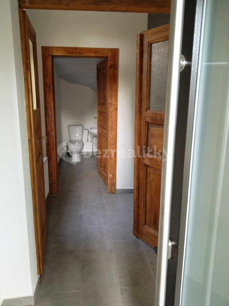 1 bedroom with open-plan kitchen flat to rent, 74 m², Za Mlýnem, Hostivice, Středočeský Region 1 bedroom with open-plan kitchen flat to rent, 74 m², Za Mlýnem, Hostivice, Středočeský Region