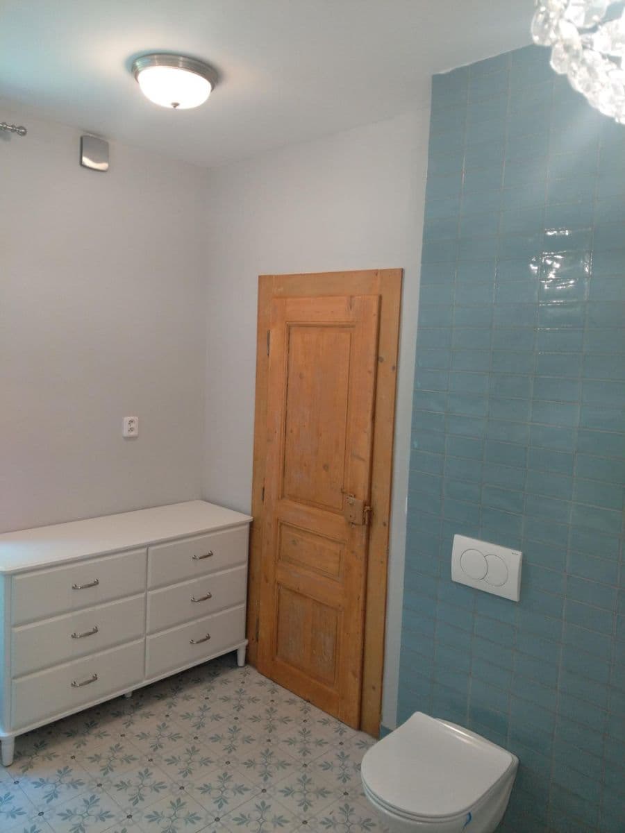 1 bedroom with open-plan kitchen flat to rent, 74 m², Za Mlýnem, Hostivice, Středočeský Region 1 bedroom with open-plan kitchen flat to rent, 74 m², Za Mlýnem, Hostivice, Středočeský Region