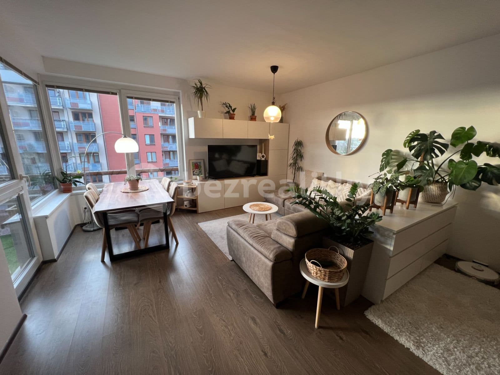 1 bedroom with open-plan kitchen flat to rent, 56 m², Bermanova, Prague, Prague 1 bedroom with open-plan kitchen flat to rent, 56 m², Bermanova, Prague, Prague