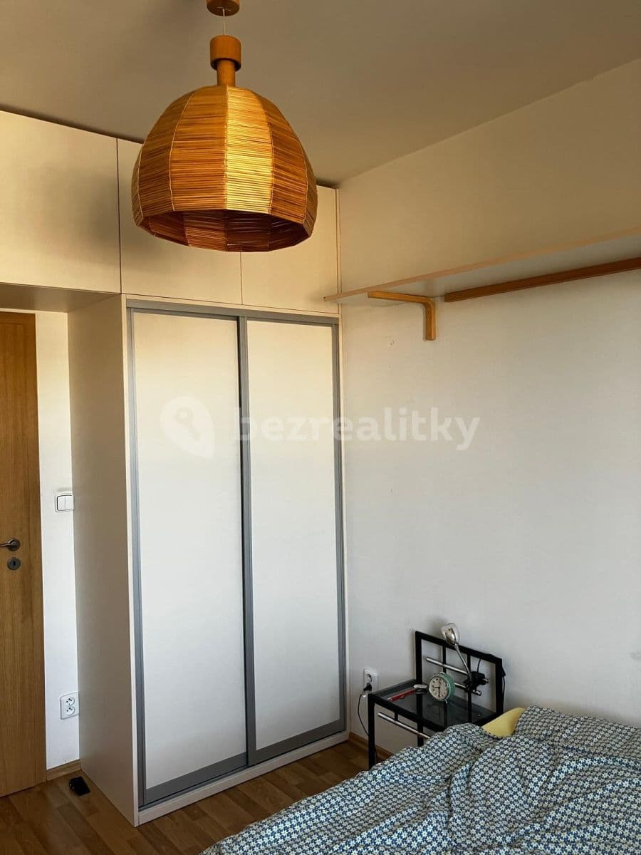 2 bedroom with open-plan kitchen flat to rent, 88 m², Francouzská, Brno, Jihomoravský Region 2 bedroom with open-plan kitchen flat to rent, 88 m², Francouzská, Brno, Jihomoravský Region