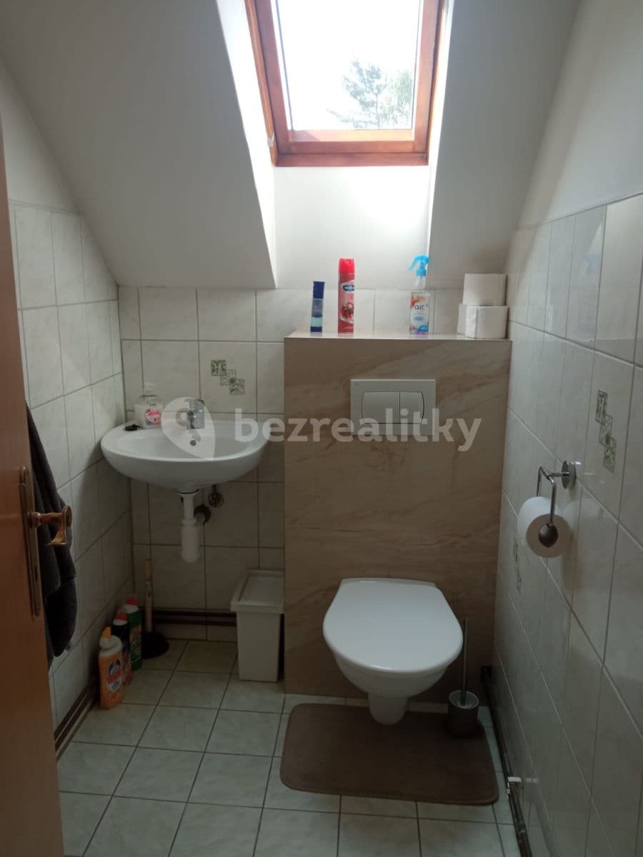 5 bedroom flat to rent, 115 m², Ovčáry, Středočeský Region 5 bedroom flat to rent, 115 m², Ovčáry, Středočeský Region