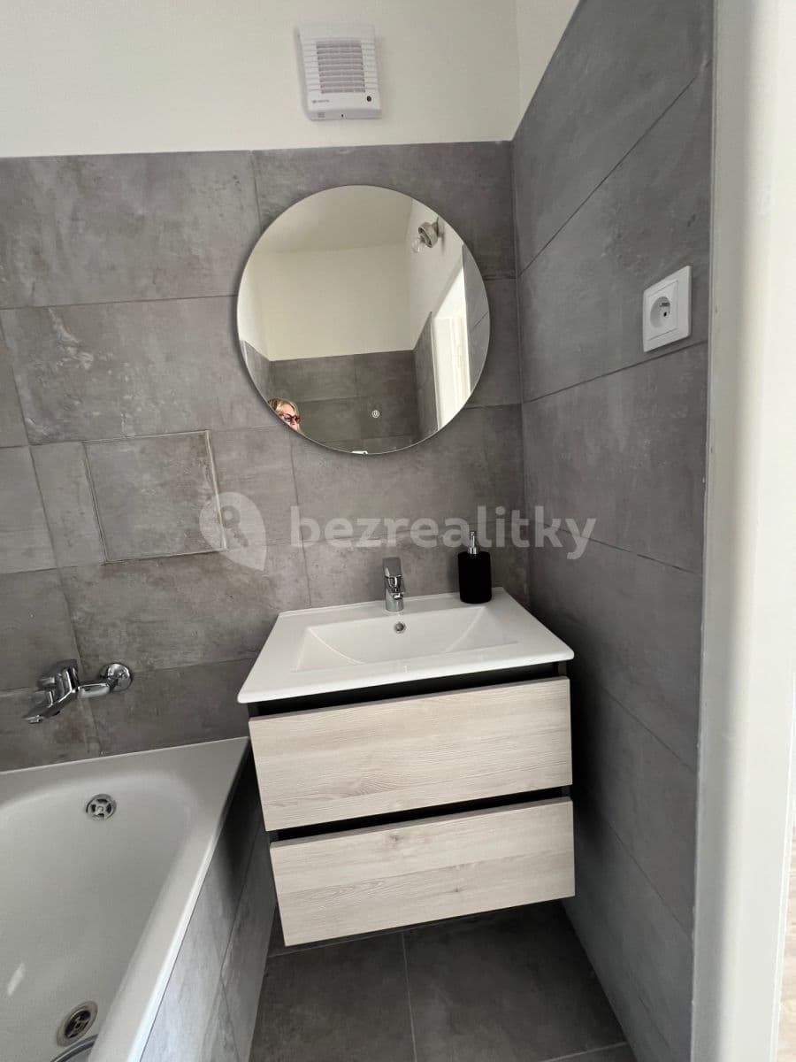 2 bedroom flat to rent, 55 m², Písecká, Prague, Prague 2 bedroom flat to rent, 55 m², Písecká, Prague, Prague