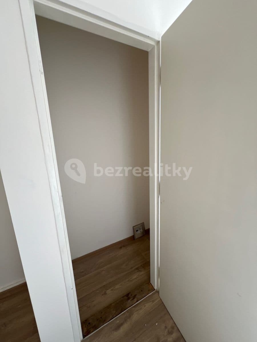 2 bedroom flat to rent, 55 m², Písecká, Prague, Prague 2 bedroom flat to rent, 55 m², Písecká, Prague, Prague