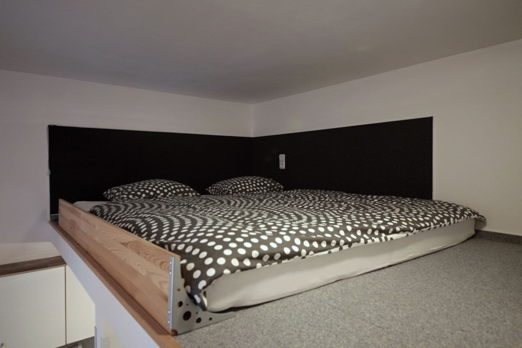 flat to rent, 24 m², Tyršova, Prague, Prague flat to rent, 24 m², Tyršova, Prague, Prague