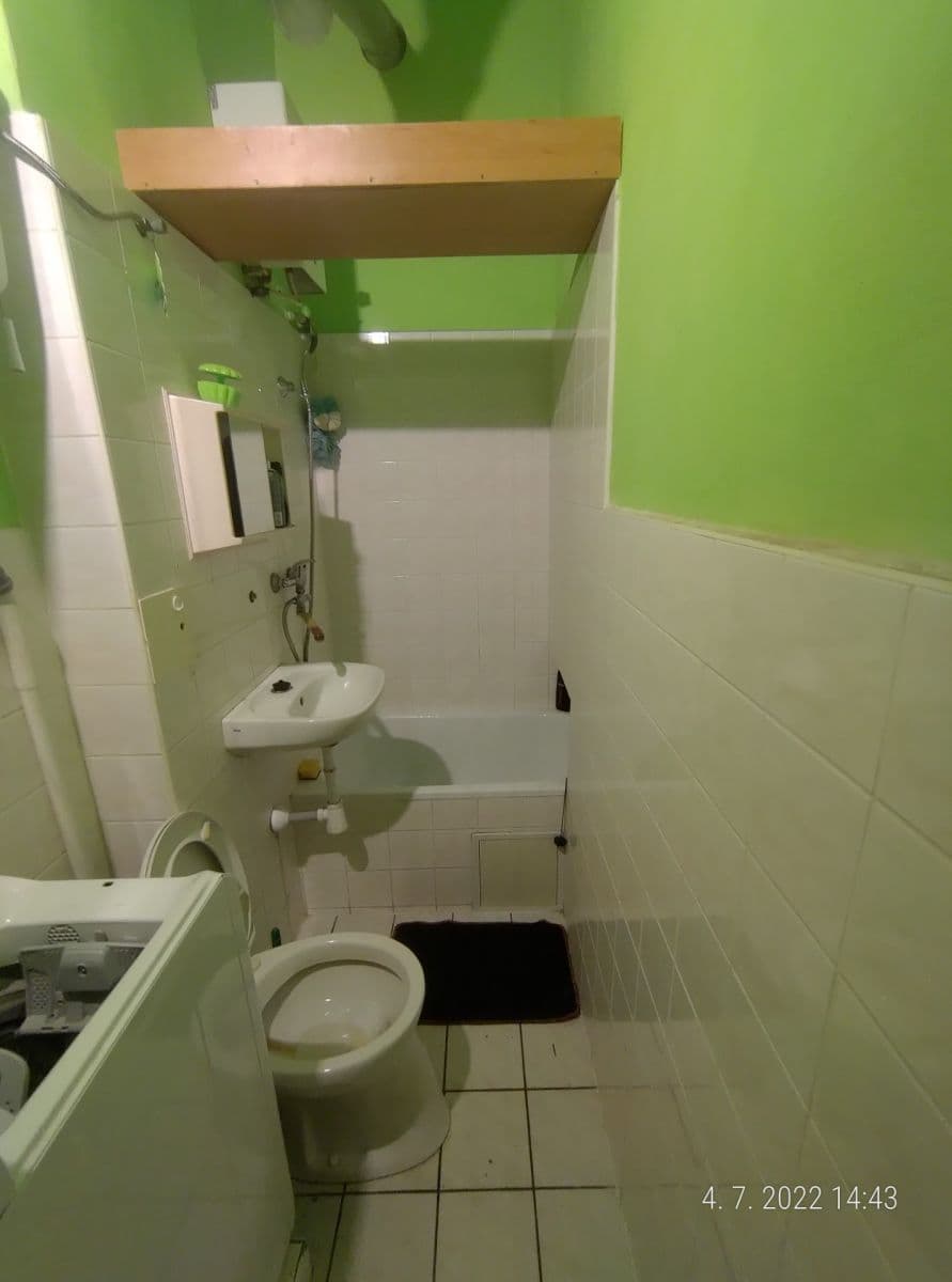 Studio flat to rent, 25 m², Husova, Pardubice, Pardubický Region Studio flat to rent, 25 m², Husova, Pardubice, Pardubický Region