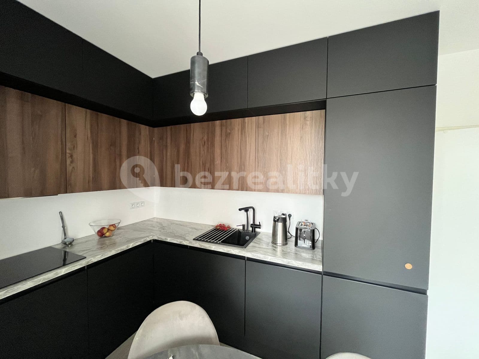 Studio flat to rent, 42 m², Reissigova, Brno, Jihomoravský Region Studio flat to rent, 42 m², Reissigova, Brno, Jihomoravský Region
