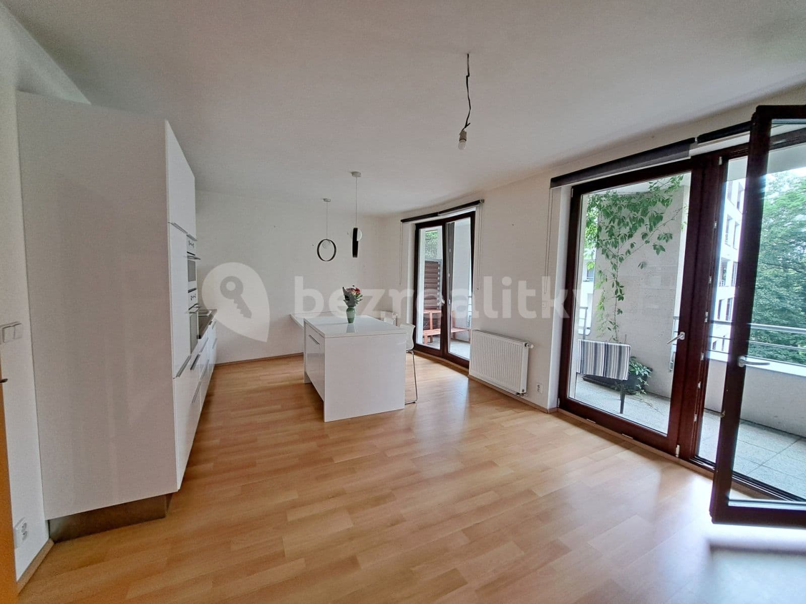 1 bedroom with open-plan kitchen flat to rent, 53 m², Musílkova, Prague, Prague 1 bedroom with open-plan kitchen flat to rent, 53 m², Musílkova, Prague, Prague