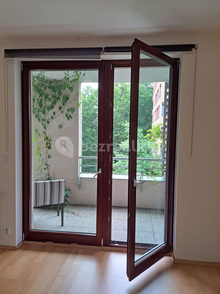 1 bedroom with open-plan kitchen flat to rent, 53 m², Musílkova, Prague, Prague 1 bedroom with open-plan kitchen flat to rent, 53 m², Musílkova, Prague, Prague