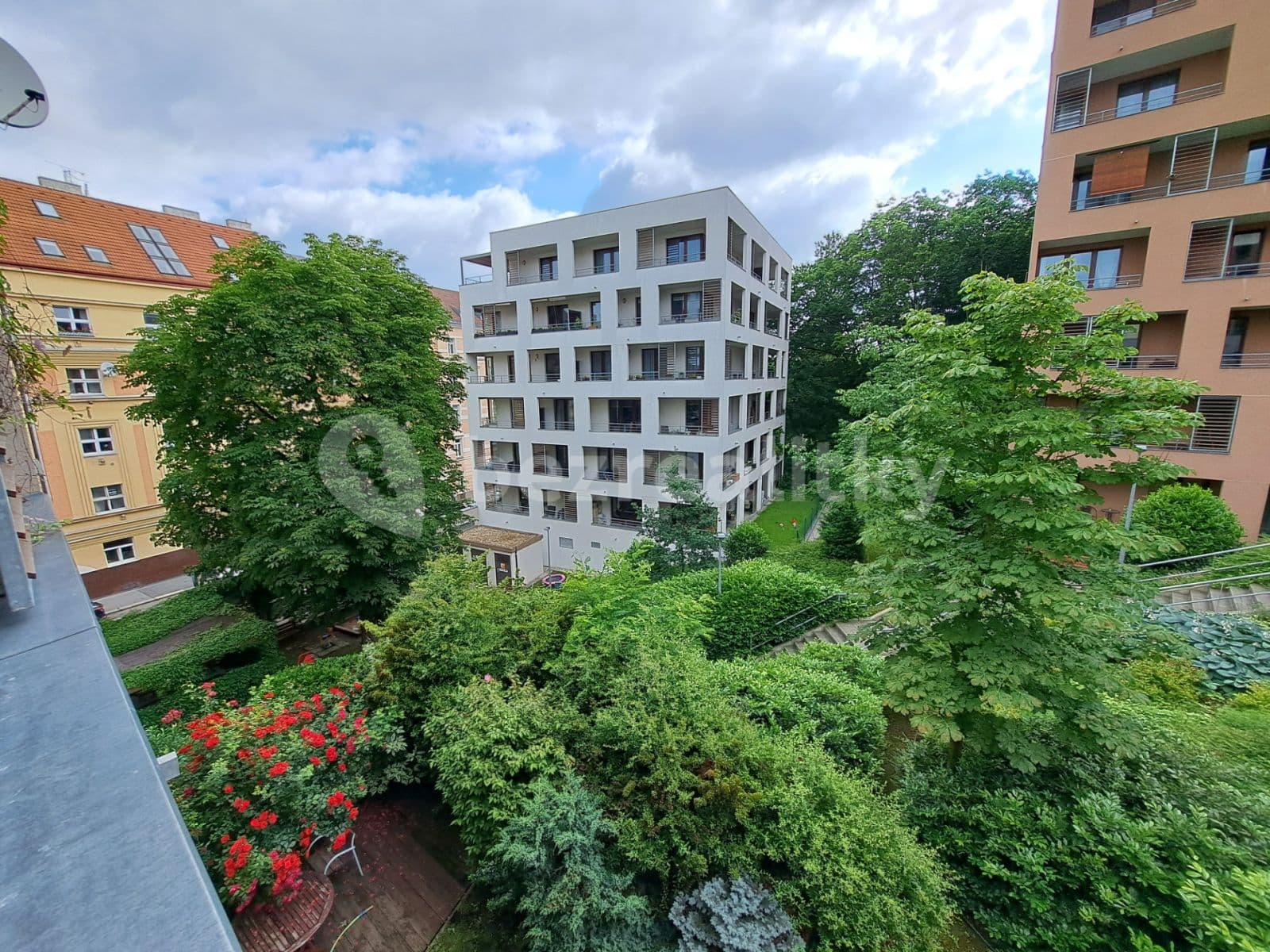 1 bedroom with open-plan kitchen flat to rent, 53 m², Musílkova, Prague, Prague 1 bedroom with open-plan kitchen flat to rent, 53 m², Musílkova, Prague, Prague