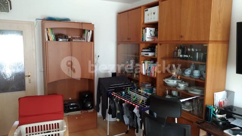 3 bedroom flat to rent, 74 m², Rodopská, Prague, Prague 3 bedroom flat to rent, 74 m², Rodopská, Prague, Prague