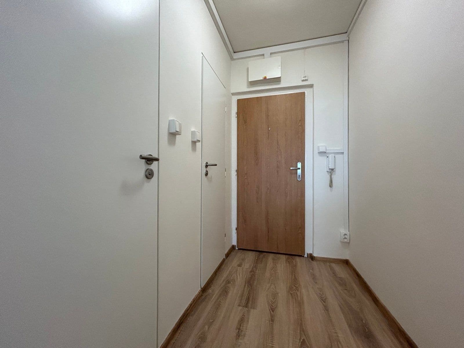 Studio flat to rent, 27 m², Okružní, Orlová, Moravskoslezský Region Studio flat to rent, 27 m², Okružní, Orlová, Moravskoslezský Region