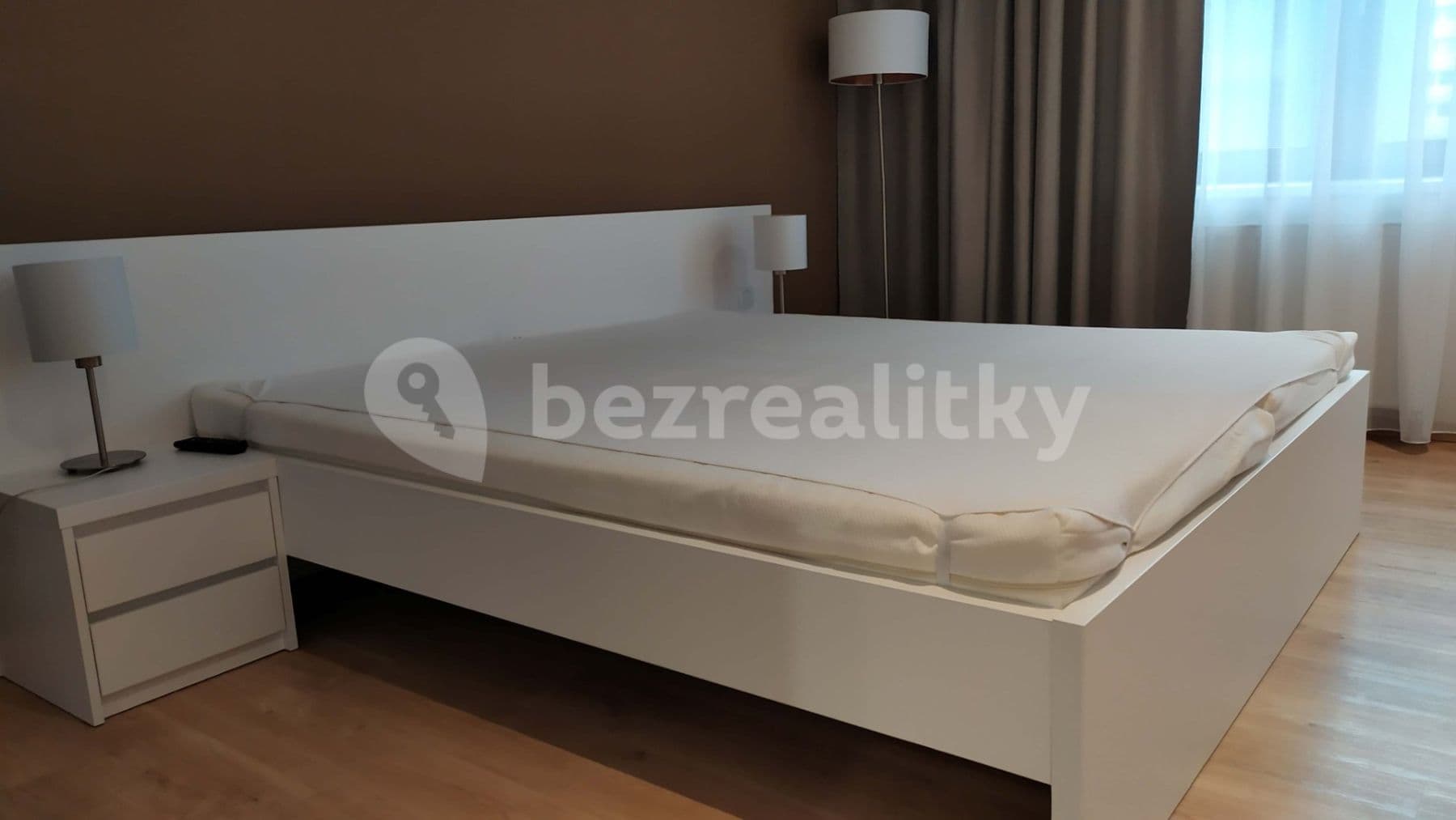 1 bedroom with open-plan kitchen flat to rent, 81 m², Mukařovského, Prague, Prague 1 bedroom with open-plan kitchen flat to rent, 81 m², Mukařovského, Prague, Prague