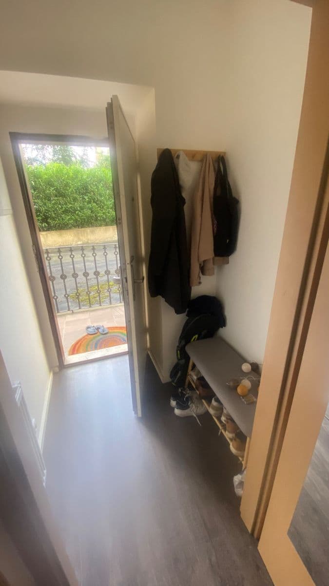 1 bedroom with open-plan kitchen flat to rent, 42 m², Kodaňská, Prague, Prague 1 bedroom with open-plan kitchen flat to rent, 42 m², Kodaňská, Prague, Prague