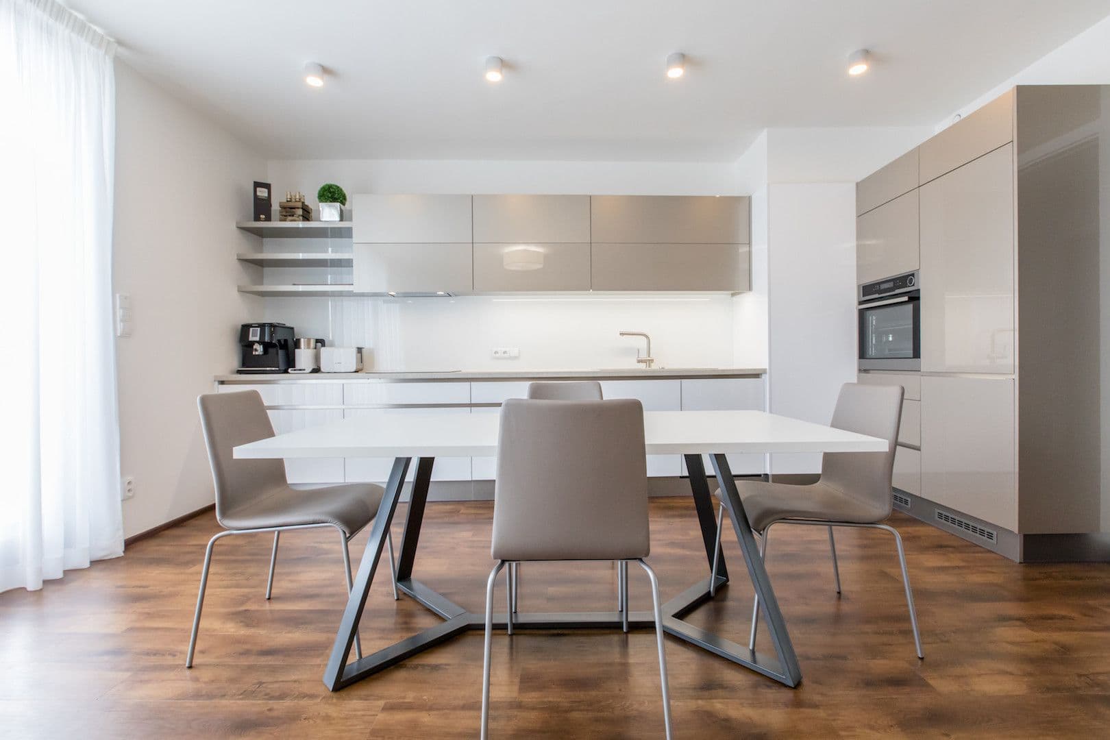 flat to rent, 120 m², Hartigova, Prague, Prague flat to rent, 120 m², Hartigova, Prague, Prague