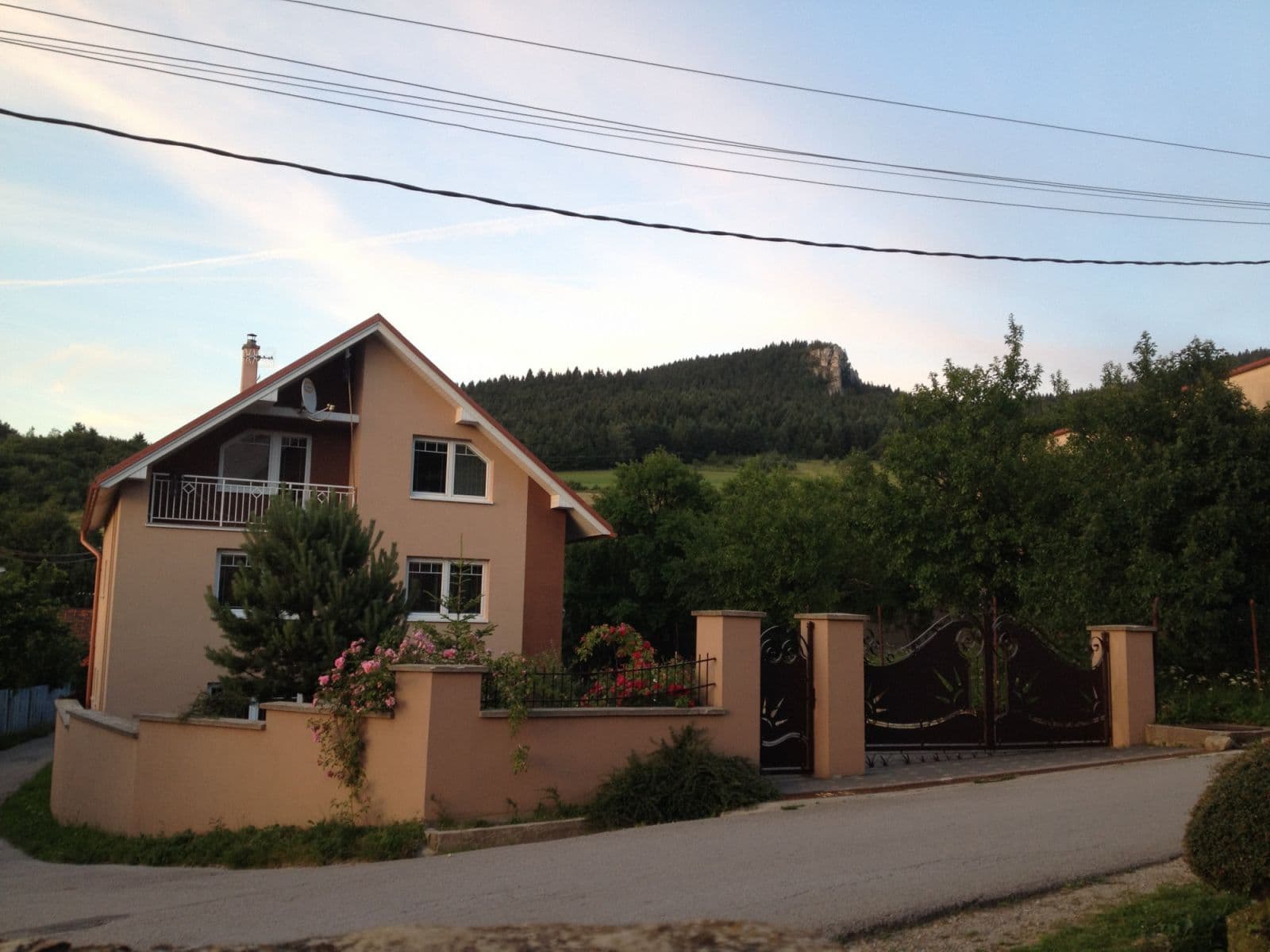 flat to rent, 800 m², Komjatná, Komjatná, Žilinský Region flat to rent, 800 m², Komjatná, Komjatná, Žilinský Region