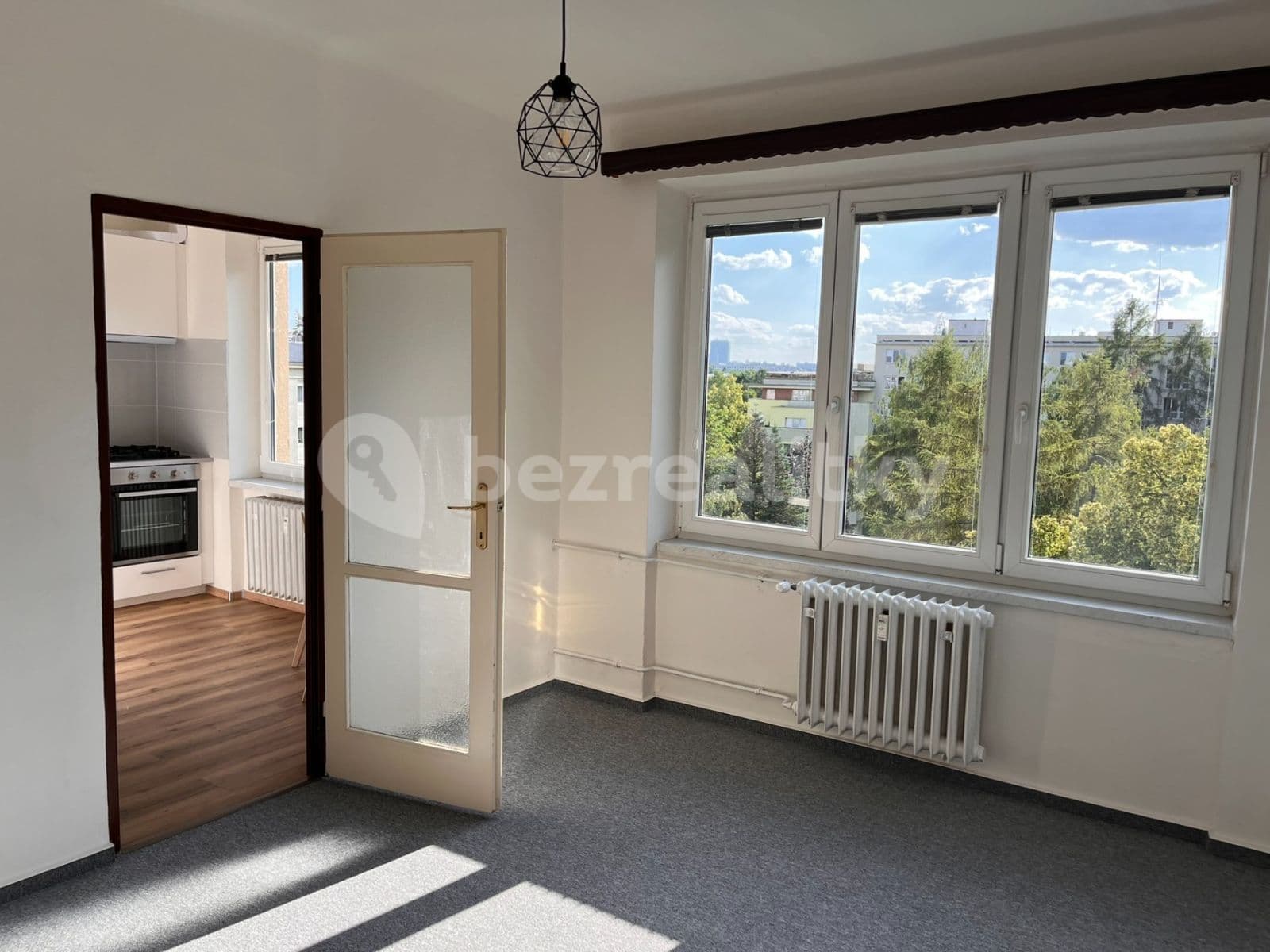 3 bedroom flat to rent, 65 m², Na Stezce, Prague, Prague 3 bedroom flat to rent, 65 m², Na Stezce, Prague, Prague