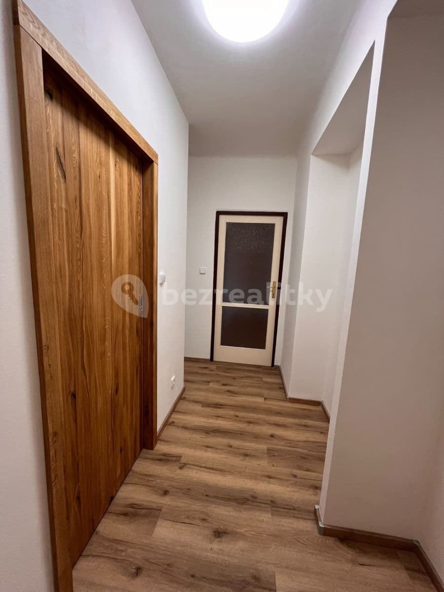 3 bedroom flat to rent, 65 m², Na Stezce, Prague, Prague 3 bedroom flat to rent, 65 m², Na Stezce, Prague, Prague
