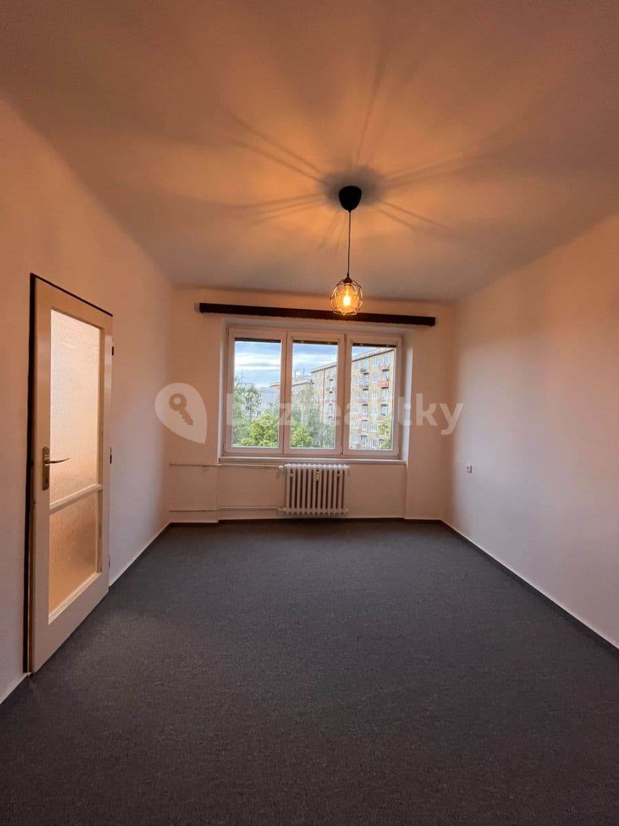 3 bedroom flat to rent, 65 m², Na Stezce, Prague, Prague 3 bedroom flat to rent, 65 m², Na Stezce, Prague, Prague