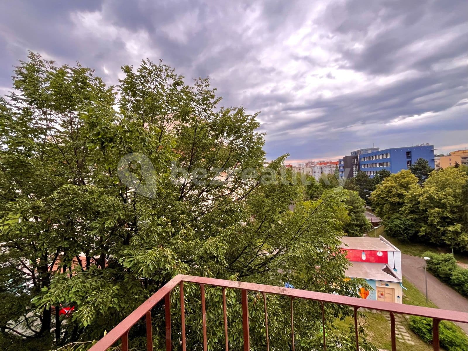 3 bedroom flat to rent, 65 m², Na Stezce, Prague, Prague 3 bedroom flat to rent, 65 m², Na Stezce, Prague, Prague