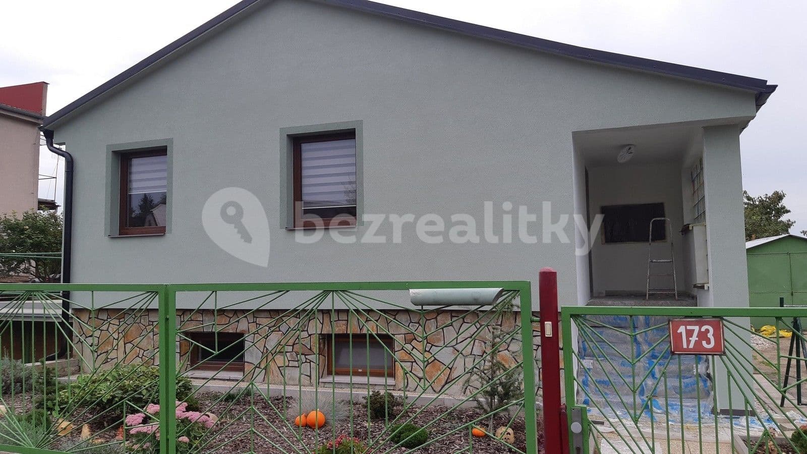 house to rent, 66 m², Suchdol, Středočeský Region house to rent, 66 m², Suchdol, Středočeský Region