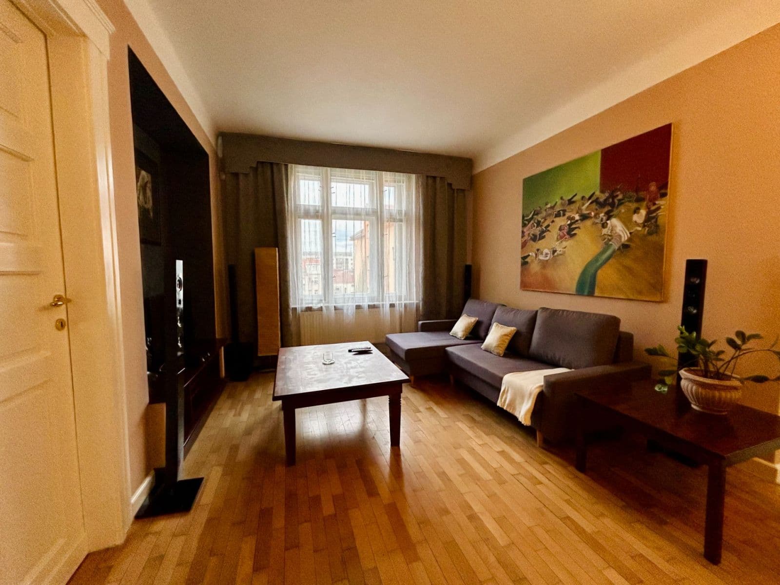 2 bedroom with open-plan kitchen flat to rent, 73 m², Čajkovského, Prague, Prague 2 bedroom with open-plan kitchen flat to rent, 73 m², Čajkovského, Prague, Prague