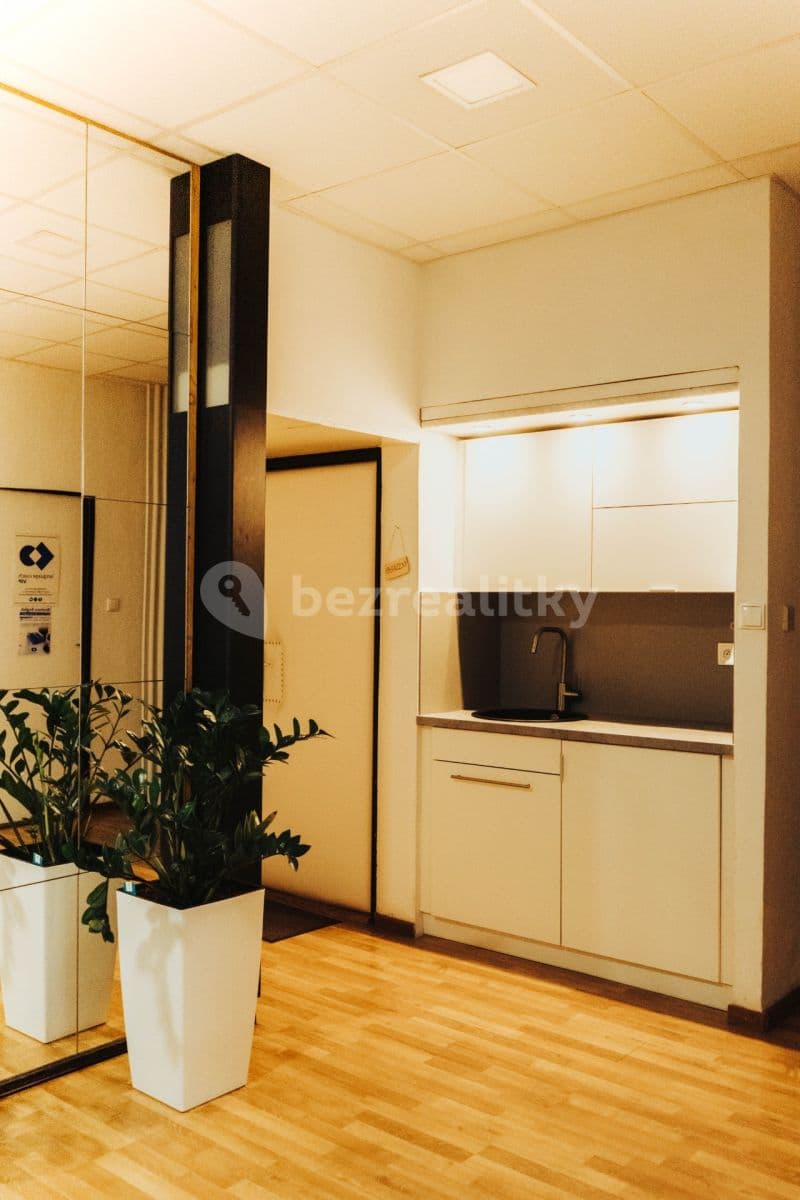 office to rent, 25 m², Husova, Brno, Jihomoravský Region office to rent, 25 m², Husova, Brno, Jihomoravský Region