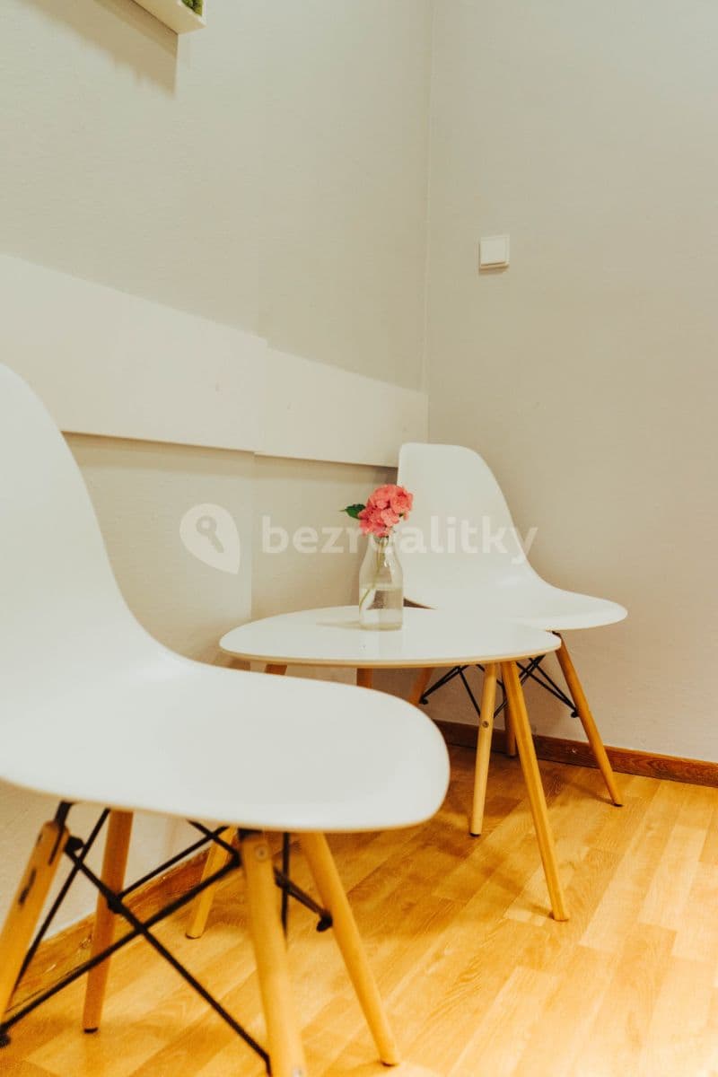 office to rent, 25 m², Husova, Brno, Jihomoravský Region office to rent, 25 m², Husova, Brno, Jihomoravský Region