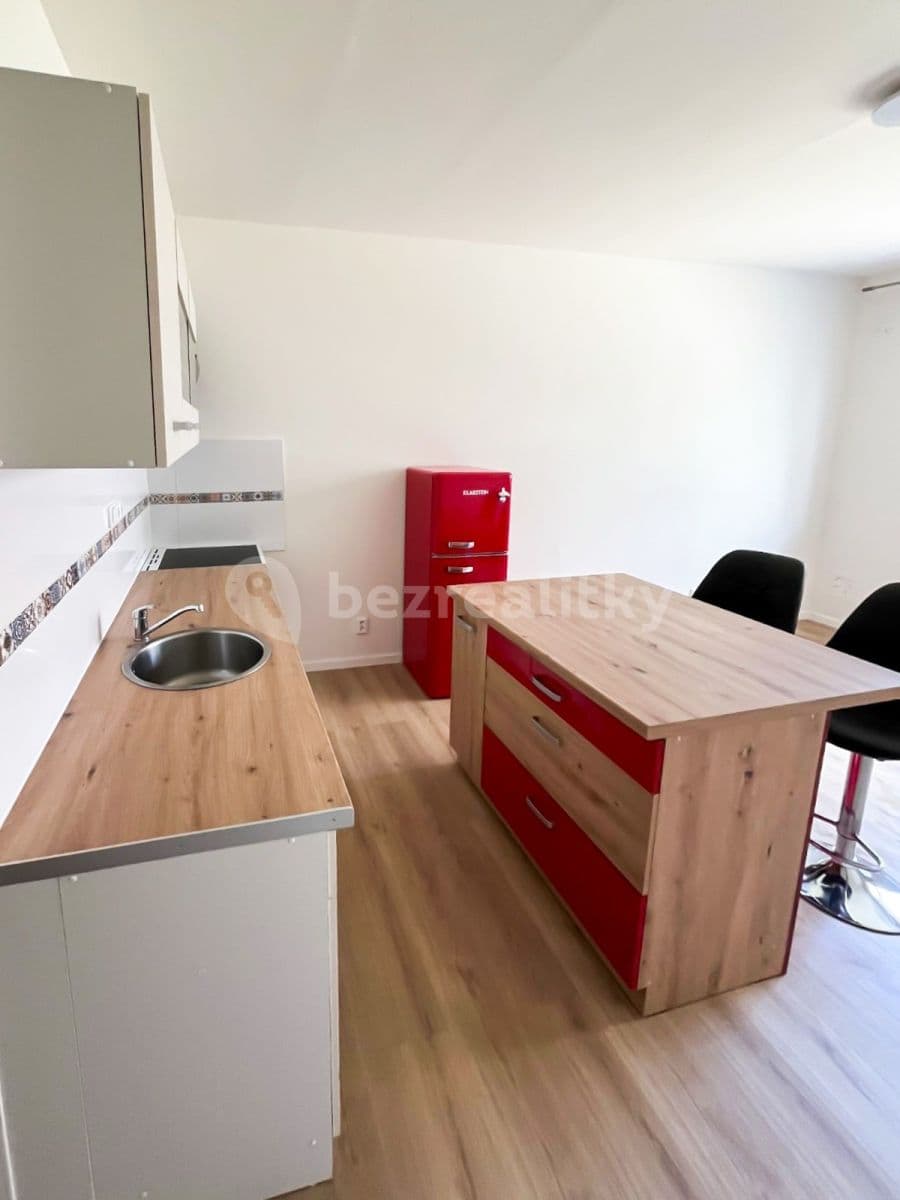 1 bedroom flat to rent, 44 m², Konečná, Karlovy Vary, Karlovarský Region 1 bedroom flat to rent, 44 m², Konečná, Karlovy Vary, Karlovarský Region