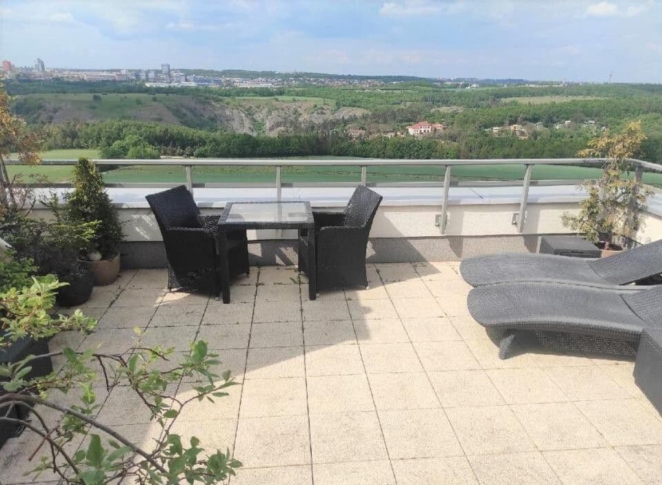 2 bedroom with open-plan kitchen flat for sale, 104 m², Miloše Havla, Prague, Prague 2 bedroom with open-plan kitchen flat for sale, 104 m², Miloše Havla, Prague, Prague