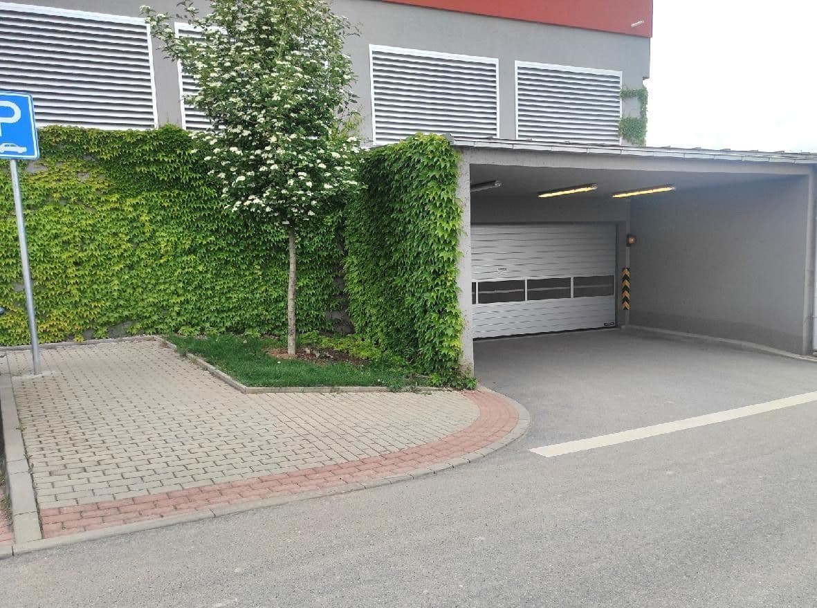 2 bedroom with open-plan kitchen flat for sale, 104 m², Miloše Havla, Prague, Prague 2 bedroom with open-plan kitchen flat for sale, 104 m², Miloše Havla, Prague, Prague