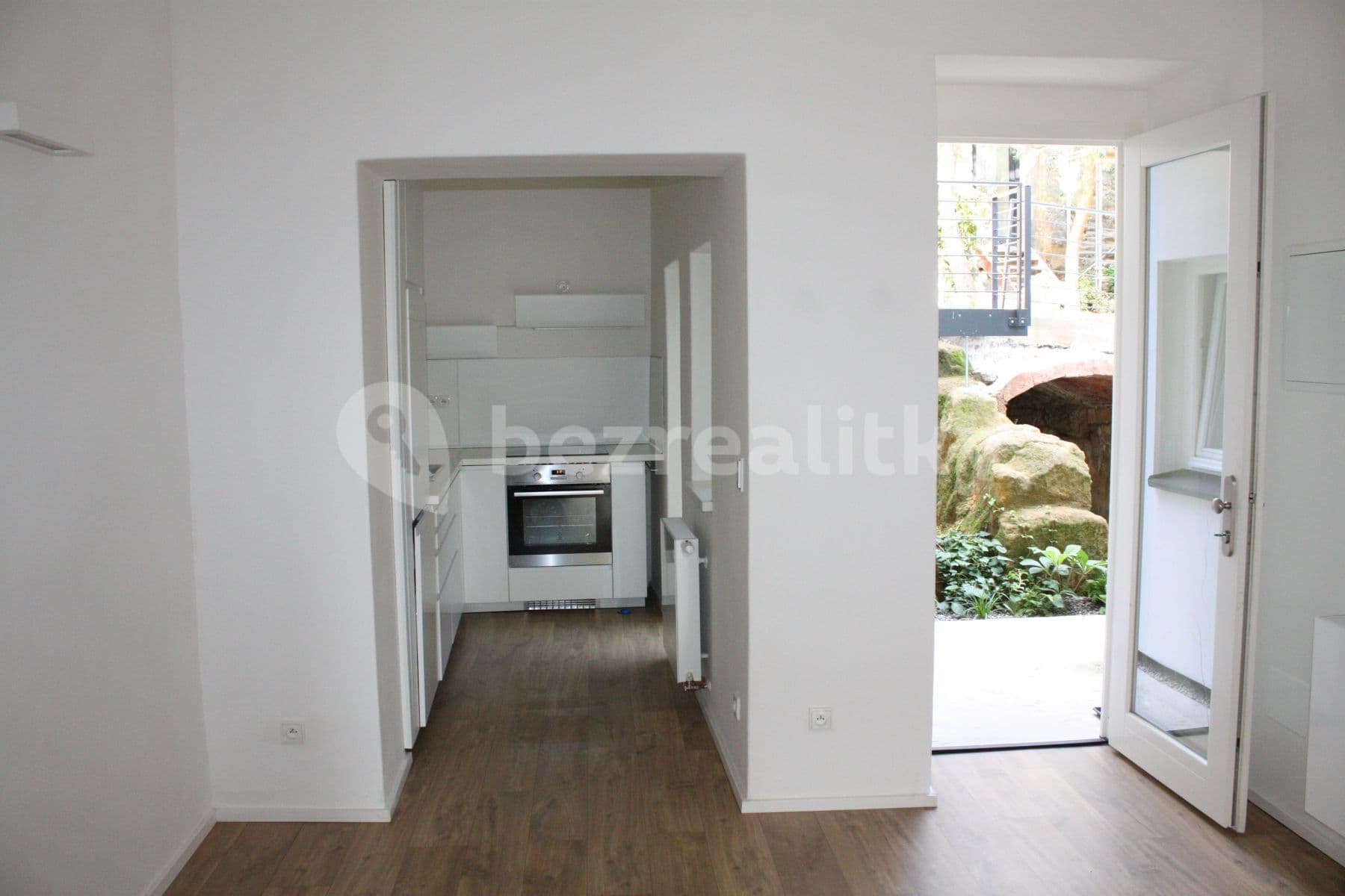 2 bedroom flat to rent, 55 m², Ve Střešovičkách, Prague, Prague 2 bedroom flat to rent, 55 m², Ve Střešovičkách, Prague, Prague