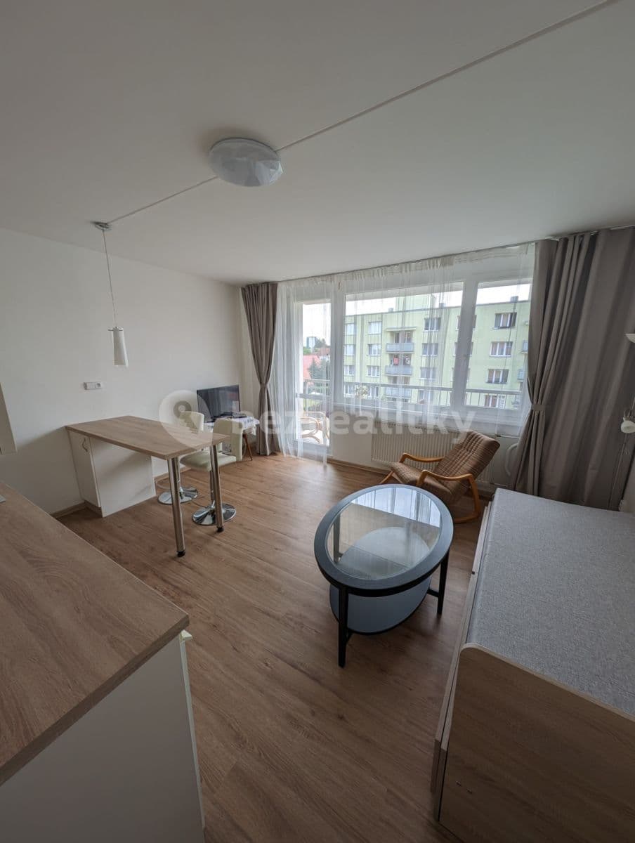 Small studio flat to rent, 35 m², Mařatkova, Prague, Prague Small studio flat to rent, 35 m², Mařatkova, Prague, Prague