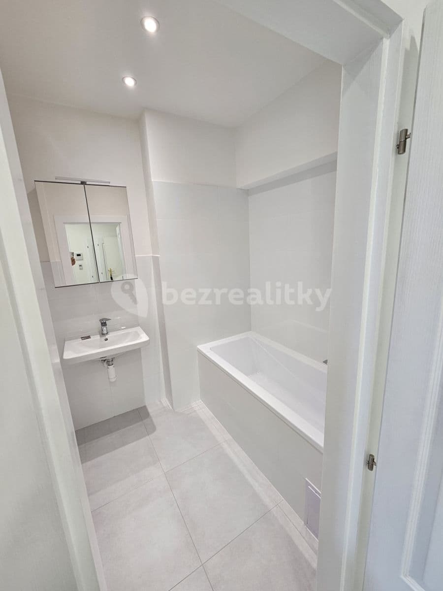 2 bedroom flat to rent, 70 m², Viniční, Brno, Jihomoravský Region 2 bedroom flat to rent, 70 m², Viniční, Brno, Jihomoravský Region