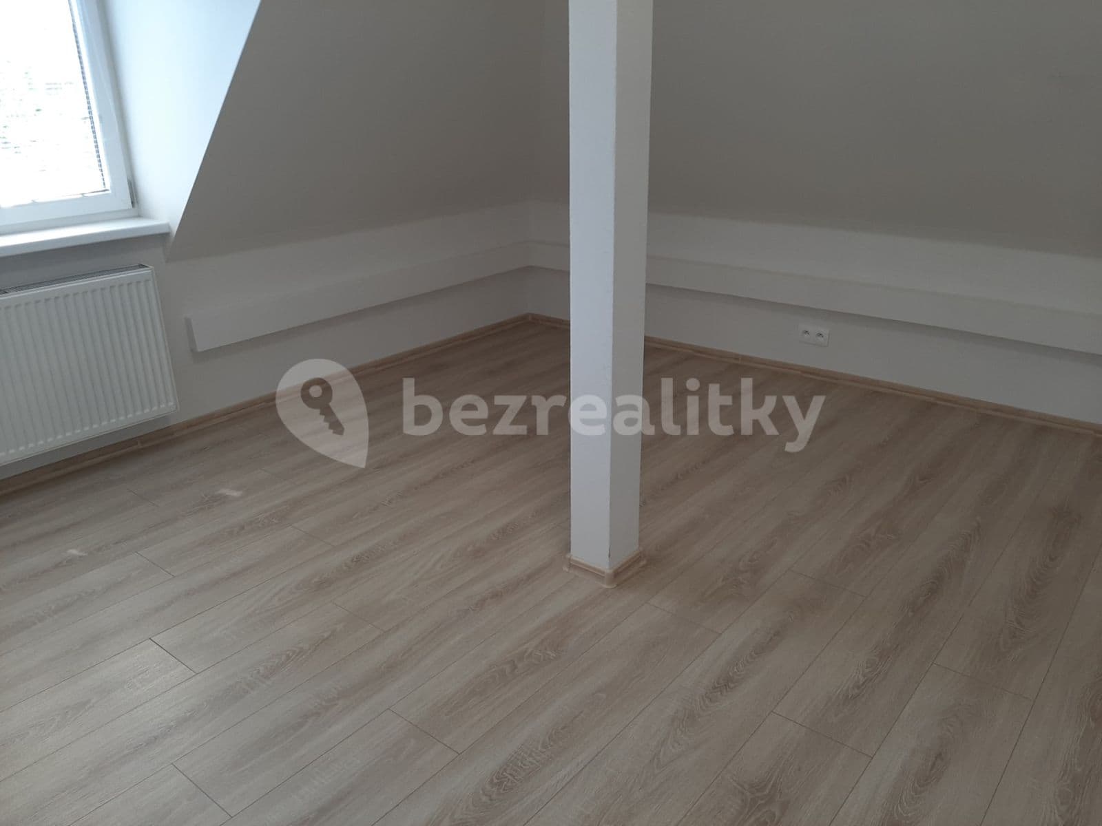 2 bedroom with open-plan kitchen flat to rent, 85 m², U Stojanu, Prague, Prague 2 bedroom with open-plan kitchen flat to rent, 85 m², U Stojanu, Prague, Prague