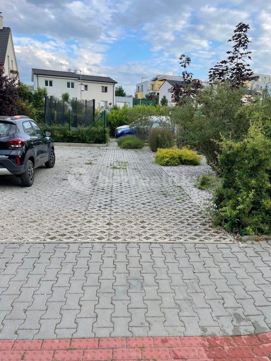 house to rent, 97 m², Tři Vršky, Králův Dvůr, Středočeský Region house to rent, 97 m², Tři Vršky, Králův Dvůr, Středočeský Region